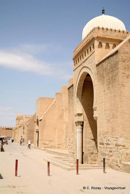 Ibrahim El Aghlab street, Kairouan - Tunisia