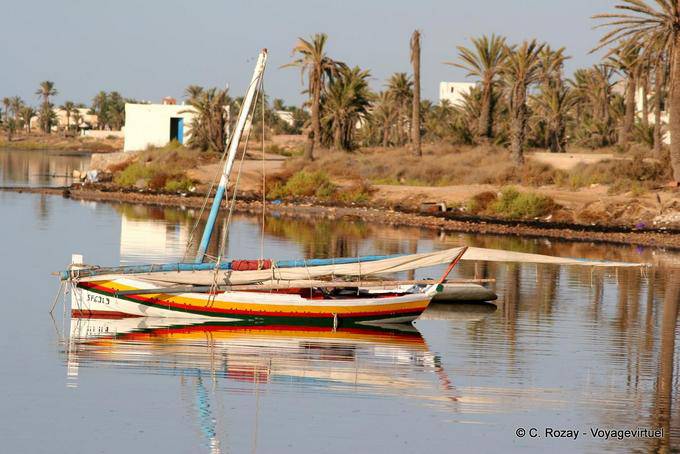 Coast and Flouka in Ouled Kacem, Kerkennah - Tunisia