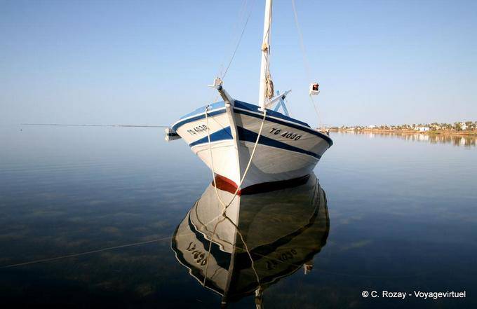 Doubled thruster, Ouled Kacem, Kerkennah - Tunisia