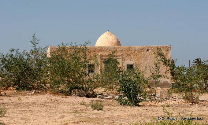 Old house hidden Remla, Kerkennah - Tunisia