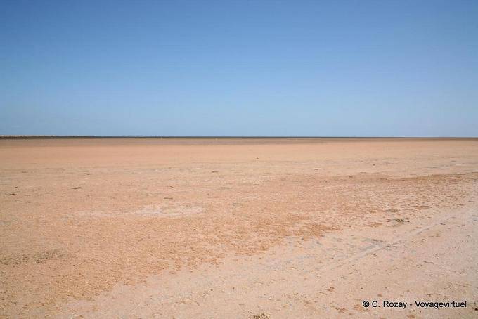 Sandy flatness on the slopes, Sidi Fankhal, Kerkennah - Tunisia
