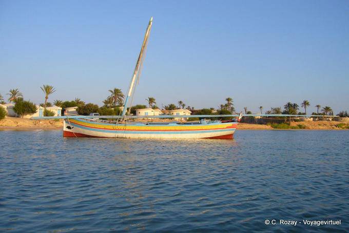 Great felucca front bungalows, Sidi Frej, Kerkennah - Tunisia