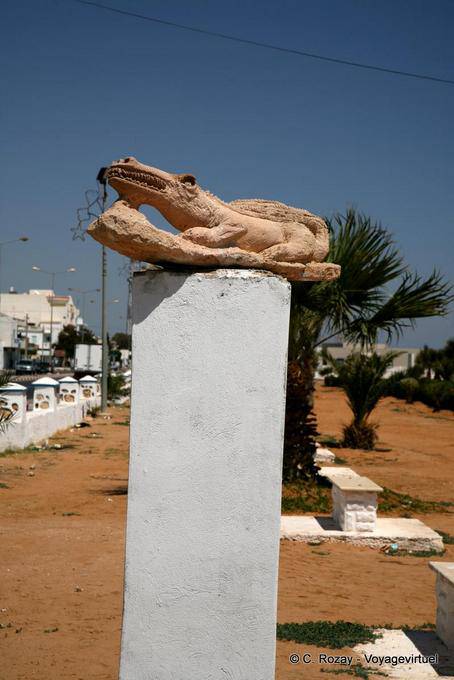 Crocodile, sculpture, Mahares - Tunisia