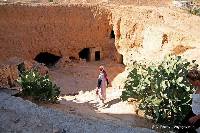 Matmata, cave dwelling - Tunisia