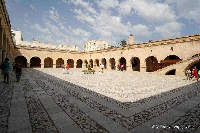 Great Mosque, geometry decorating the floor of the courtyard, Sousse - Tunisia