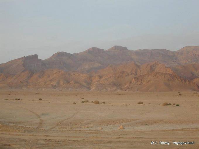 At the gates of Chott El Jerid to Tamerza - Tunisia
