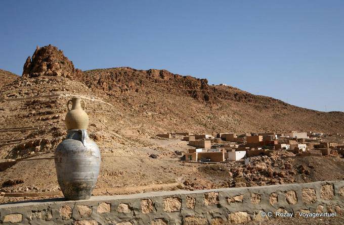 Pottery on the wall, Toujane - Tunisia