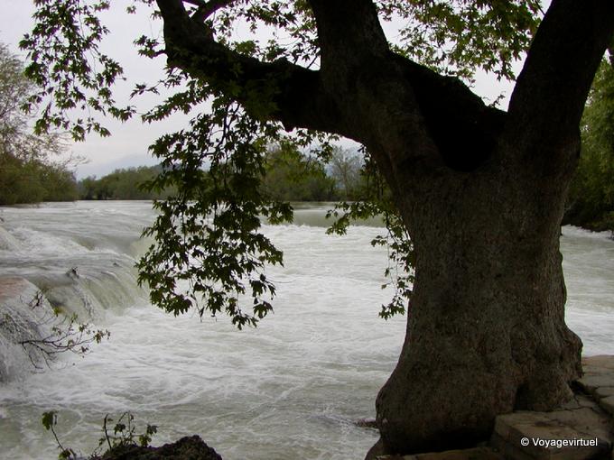 Bubbling water Manavgat Waterfalls - Turkey