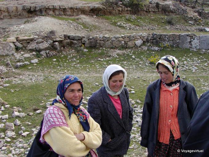 Smiles of Turkish women, Selge - Turkey