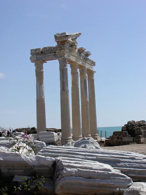 Temple of Apollo, other view, Side - Turkey